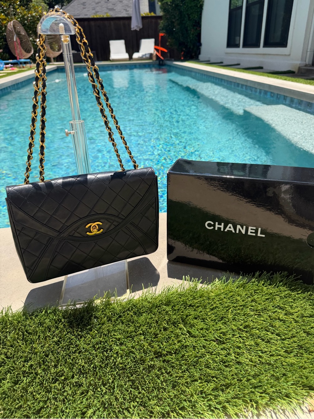 CHANEL Vintage Classic Chain Shoulder Bag Single Flap Quilted Lambskin 1986-1988